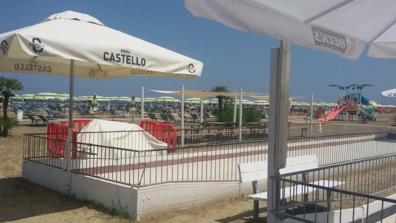 Domus Maris Viserba, Spiagge E Centro A 100 Mt, Promo Maggio Fiera Macfrut, Fieravicola, Expo Dental, Meeting Rimini Eksteriør billede